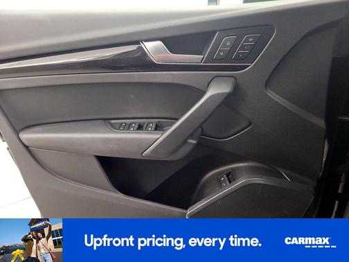 Black 2020 Audi Q5 e Premium