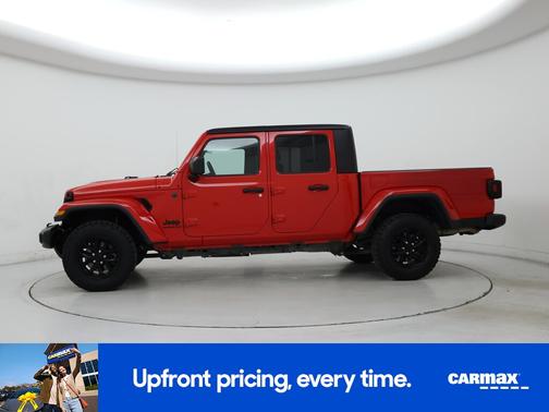Red 2022 Jeep Gladiator Altitude