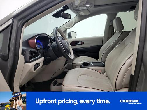 Gray 2020 Chrysler Pacifica Limited