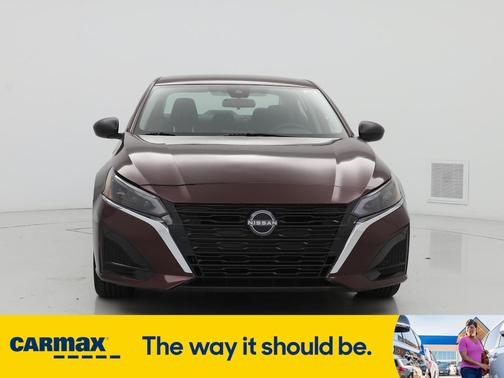 2024 Nissan Altima SV