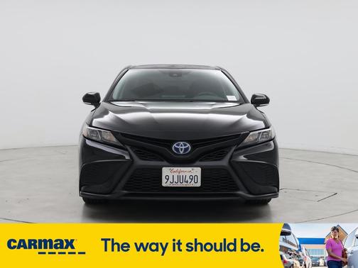 2024 Toyota Camry Hybrid SE