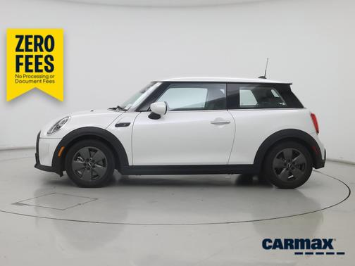 White 2024 MINI Hardtop S