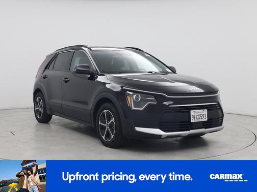 Black 2023 Kia Niro EX