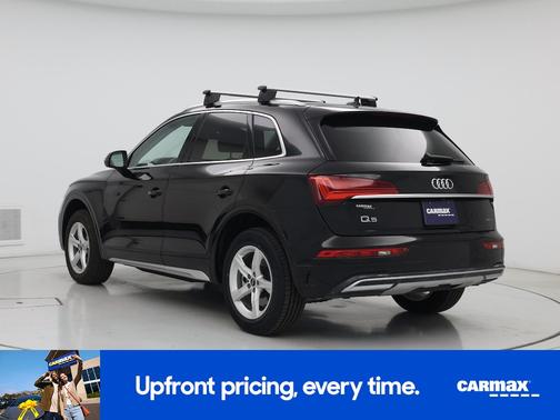 Black 2023 Audi Q5 Premium