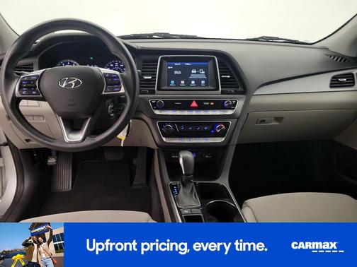 Gray 2018 Hyundai SONATA SE