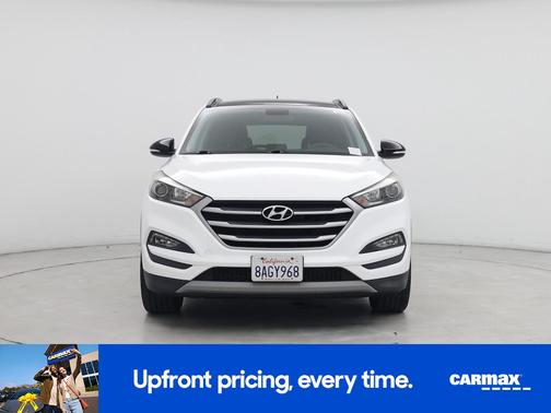 2017 Hyundai TUCSON Night