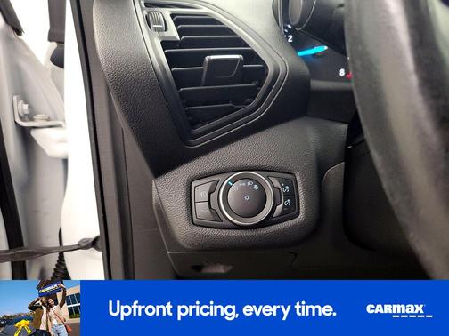 White 2019 Ford Escape SEL