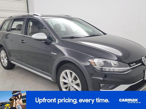 Black 2018 Volkswagen Golf Alltrack SE