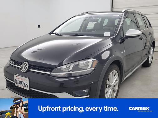 Black 2018 Volkswagen Golf Alltrack SE