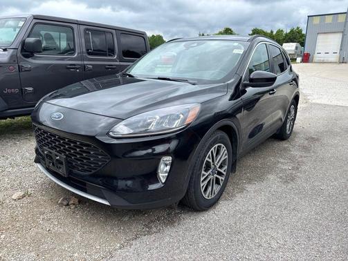 AGATE BLACK METALLIC 2020 Ford Escape SEL