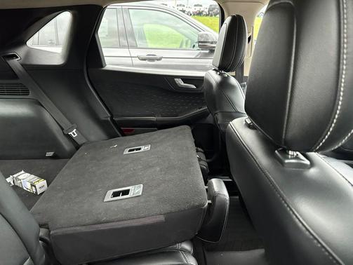 AGATE BLACK METALLIC 2020 Ford Escape SEL
