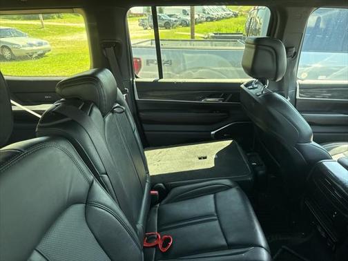 2022 Jeep Wagoneer Series II 4x4