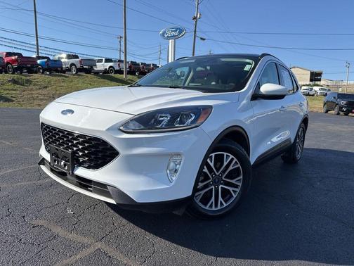 2020 Ford Escape SEL