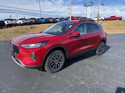2026 Ford Escape PHEV SE