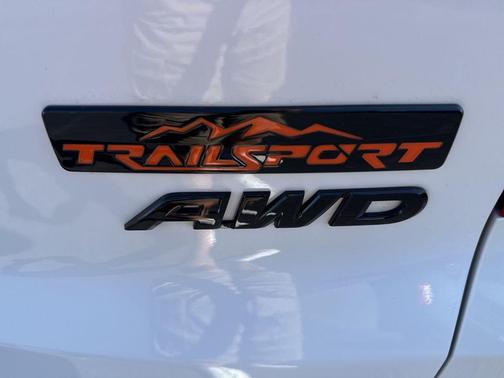 Platinum White Pearl 2023 Honda Passport AWD TrailSport