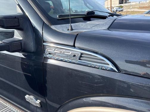 2013 Ford F-250 Lariat