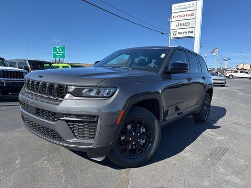 2026 Jeep Grand Cherokee Altitude