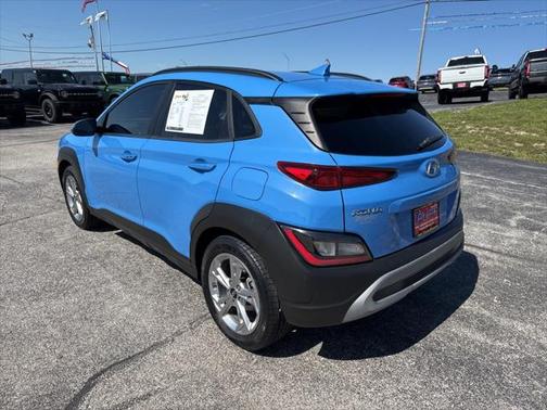 2022 Hyundai KONA SEL
