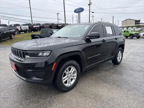 2023 Jeep Grand Cherokee Laredo