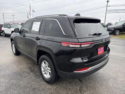 2023 Jeep Grand Cherokee Laredo