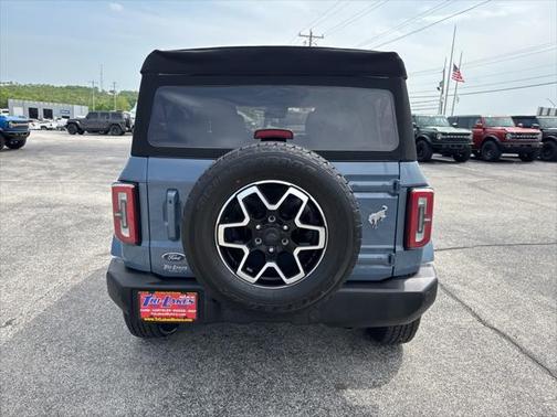 2023 Ford Bronco Outer Banks