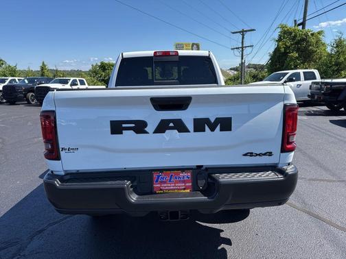 2025 RAM 2500 Tradesman Crew Cab 4x4 6'4' Box