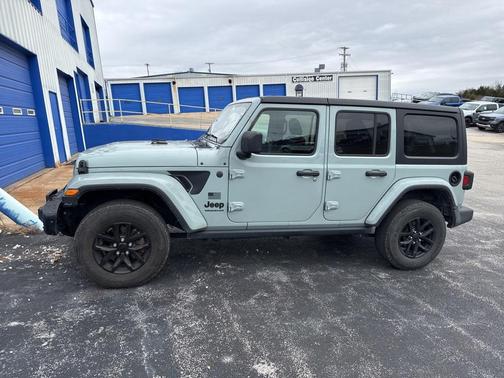 2023 Jeep Wrangler 4-Door Freedom 4x4