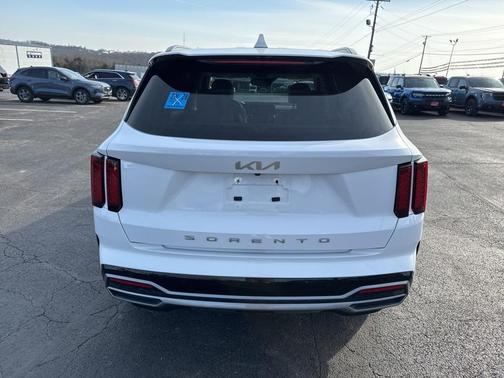 2022 Kia Sorento EX