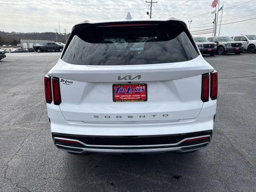 2022 Kia Sorento EX