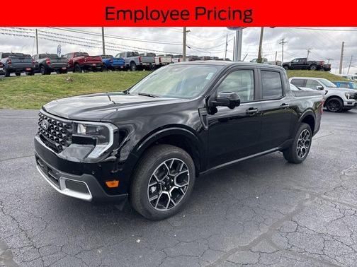 SHADOW BLACK 2026 Ford Maverick Lariat