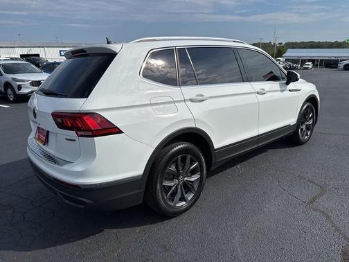 2022 Volkswagen Tiguan 2.0T SE 4MOTION