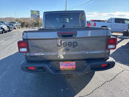 2025 Jeep Gladiator Nighthawk