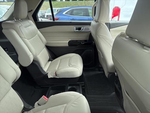 2021 Ford Explorer Platinum