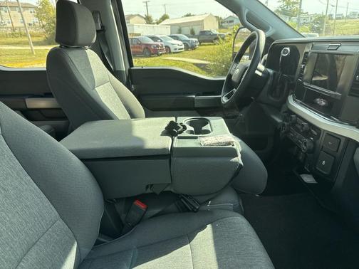 2025 Ford F-250 XL