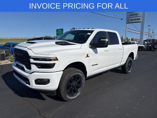 Bright White Clearcoat 2026 RAM 2500 Laramie Crew Cab 4x4 6'4' Box