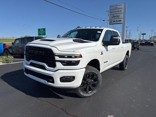 Bright White Clearcoat 2026 RAM 2500 Laramie Crew Cab 4x4 6'4' Box
