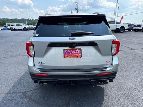 Iconic Silver Metallic 2020 Ford Explorer ST