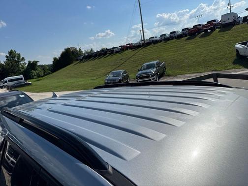 Iconic Silver Metallic 2020 Ford Explorer ST