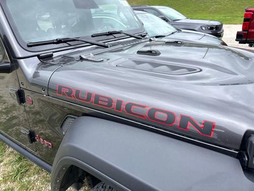Granite Crystal Metallic Clearcoat 2025 Jeep Wrangler Rubicon