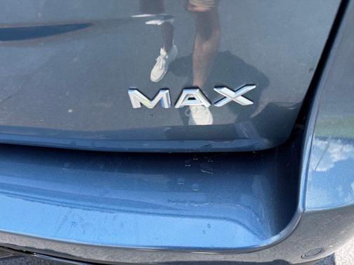 Nocturnal Blue Metallic 2027 Ford Expedition Max Platinum
