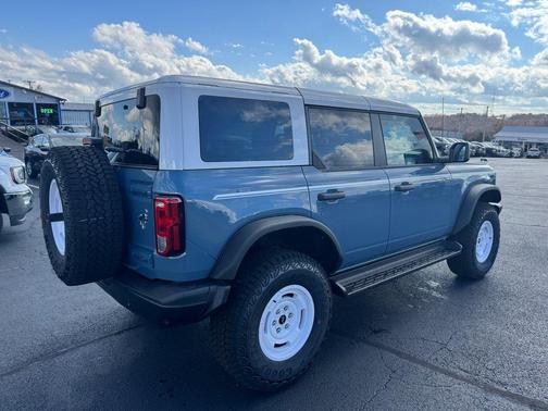 2025 Ford Bronco Heritage Edition