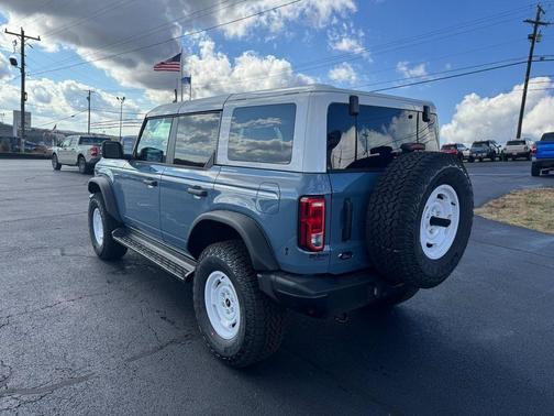 2025 Ford Bronco Heritage Edition