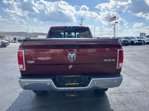 2018 RAM 2500 Laramie Crew Cab 4x4 6'4' Box