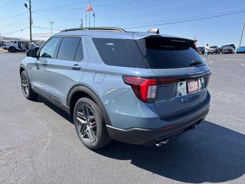 Vapor Blue Metallic 2026 Ford Explorer ST