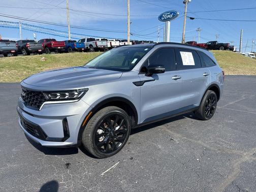 Everlasting Silver 2023 Kia Sorento SX