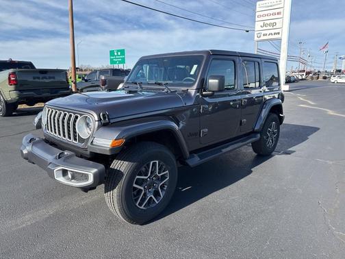 2026 Jeep Wrangler 4-Door Sahara 4x4