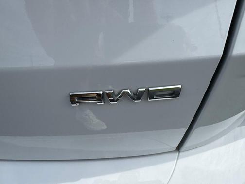 Oxford White 2023 Ford Escape ST-Line
