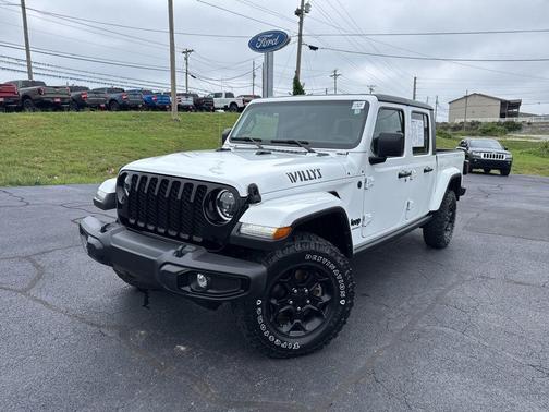 Bright White Clearcoat 2023 Jeep Gladiator Willys 4x4