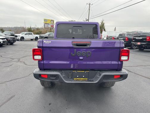 2026 Jeep Gladiator Sport S