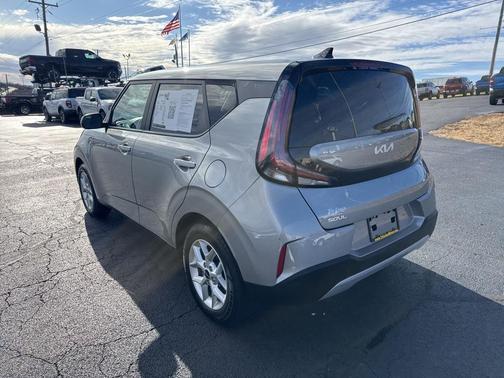 2024 Kia Soul LX